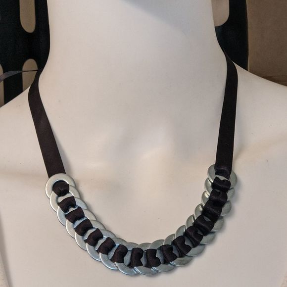 Vintage Jewelry - Vintage silvertone & black thick ribbon tie necklace